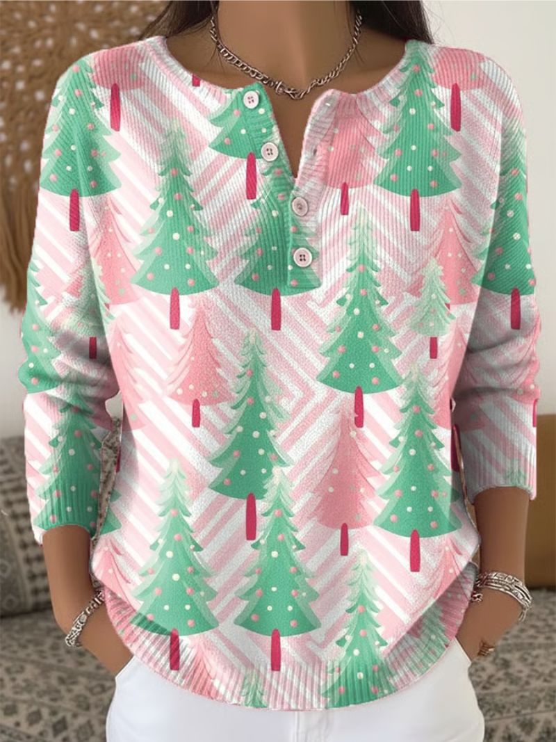 Nora - Christmas sweater with pine tree print