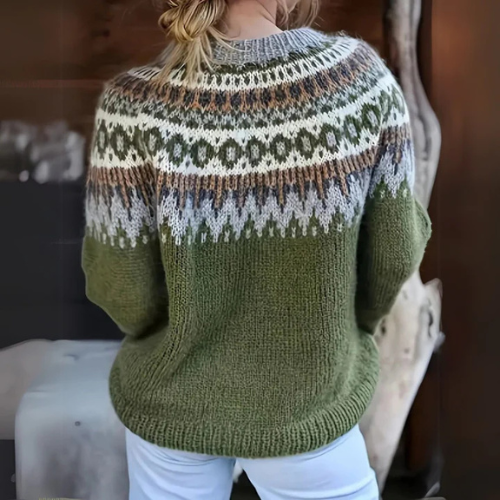 Maud – Warm sweater with a winter pattern